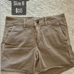 American Eagle mid length khaki shorts